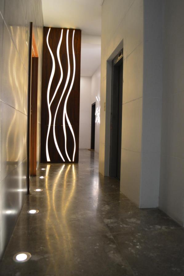Bright & Modern 2Br With Balcony On Dizzengoff Apartman Tel-Aviv Kültér fotó